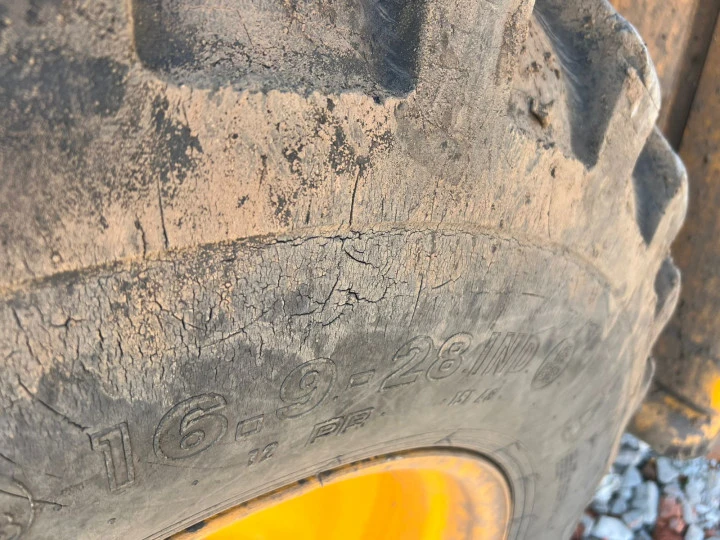 Трактора, комбайны и специальные автомашины Экскаватор-погрузчик JCB 3CXT 14M2NM 2020 года выпуска